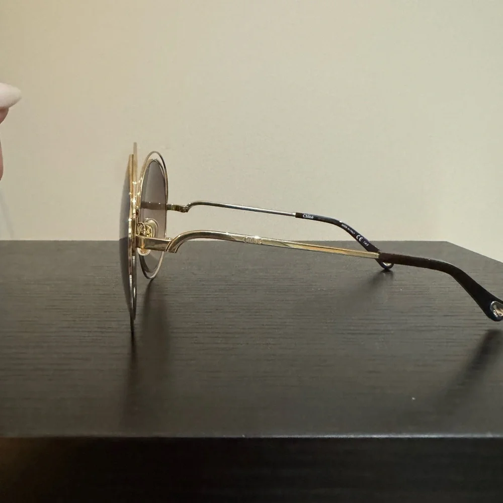 Chloè Carlina Sunglasses Gold - Picture 13 of 16